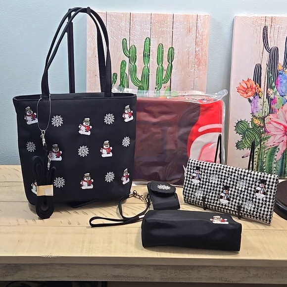 STUFF THE BAG BUNDLE Snowflake ❄️SnowMan⛄️BAG++🎅Santa Claus🎅 SET BLACK NWOT - Picture 1 of 16